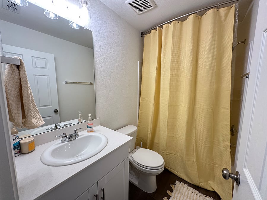 Downstairs bathroom 