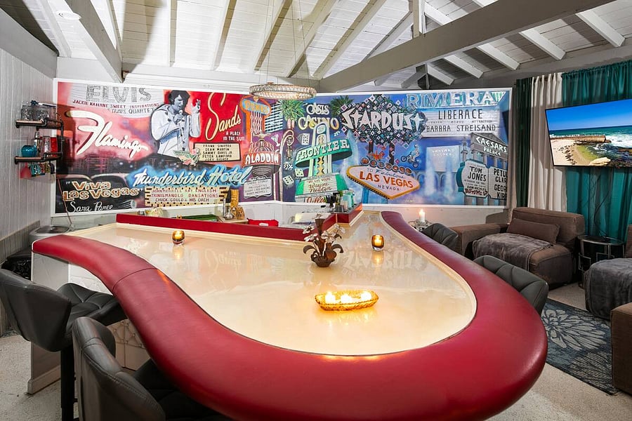 Las Vegas, designed by world famous artist Steve Soffa and painted beautifully by local Vista artist Sara Paree. This one-of-a-kind, glitter painting will bring you back to how Vegas was in the 60 and 70's while you watch TV.
