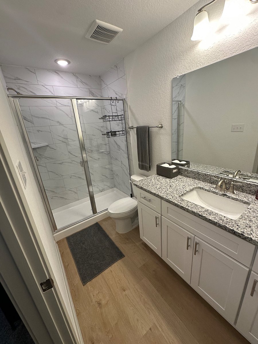 Master bathroom.