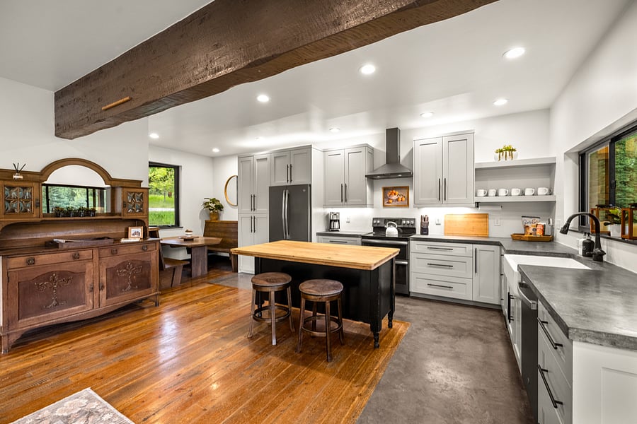 Kitchen & Breakfast nook