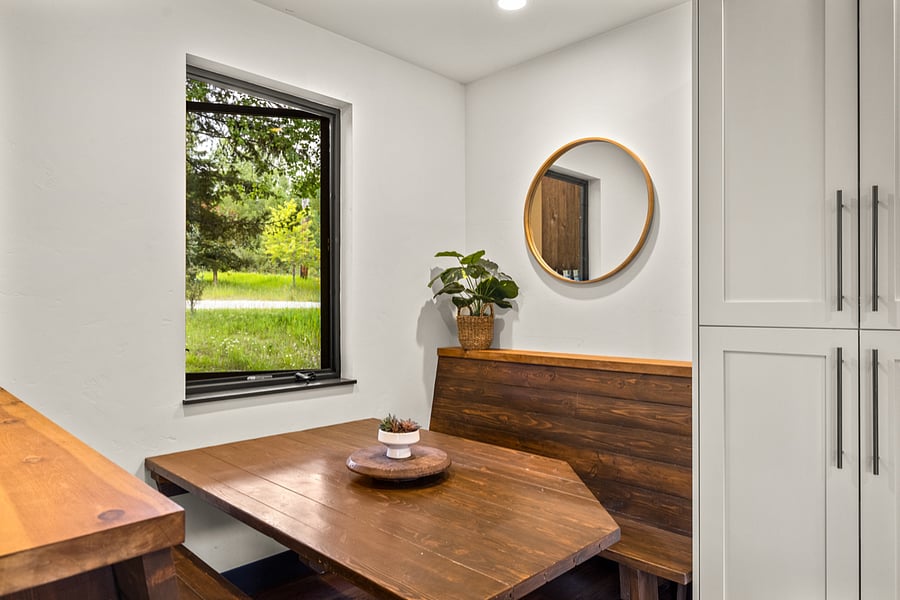 Breakfast nook