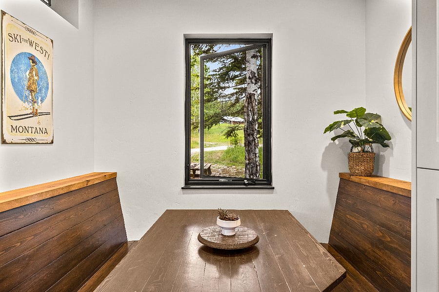 Breakfast nook