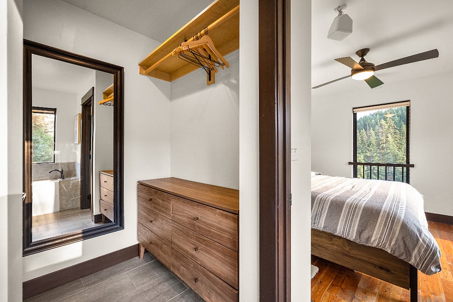 Upper floor , Master Bedroom ~ King Bed