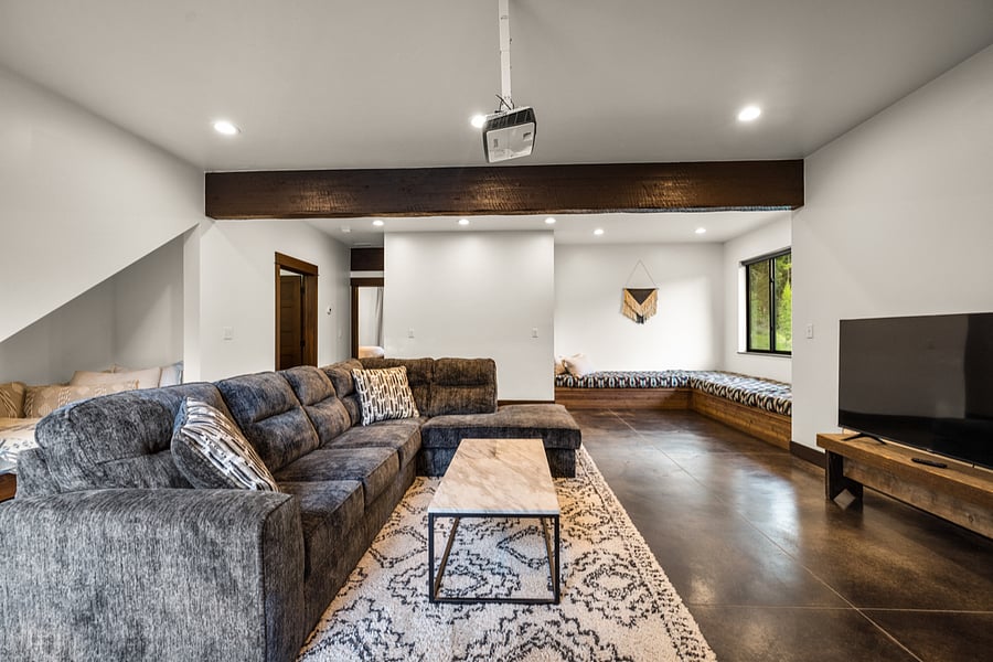 Lower Floor , Living room 2
