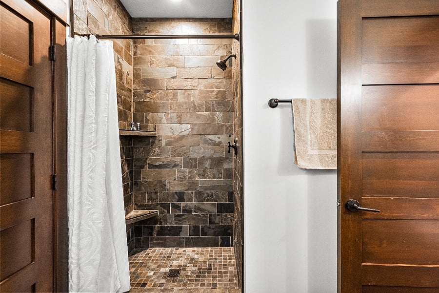 Downstairs , full bath