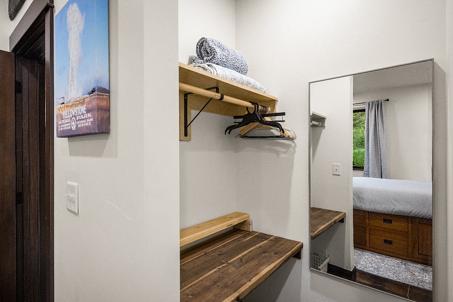 Lower floor - Bedroom - closet/ computer desk