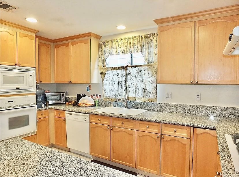 Furnished Finder property 913270_1 photo 7