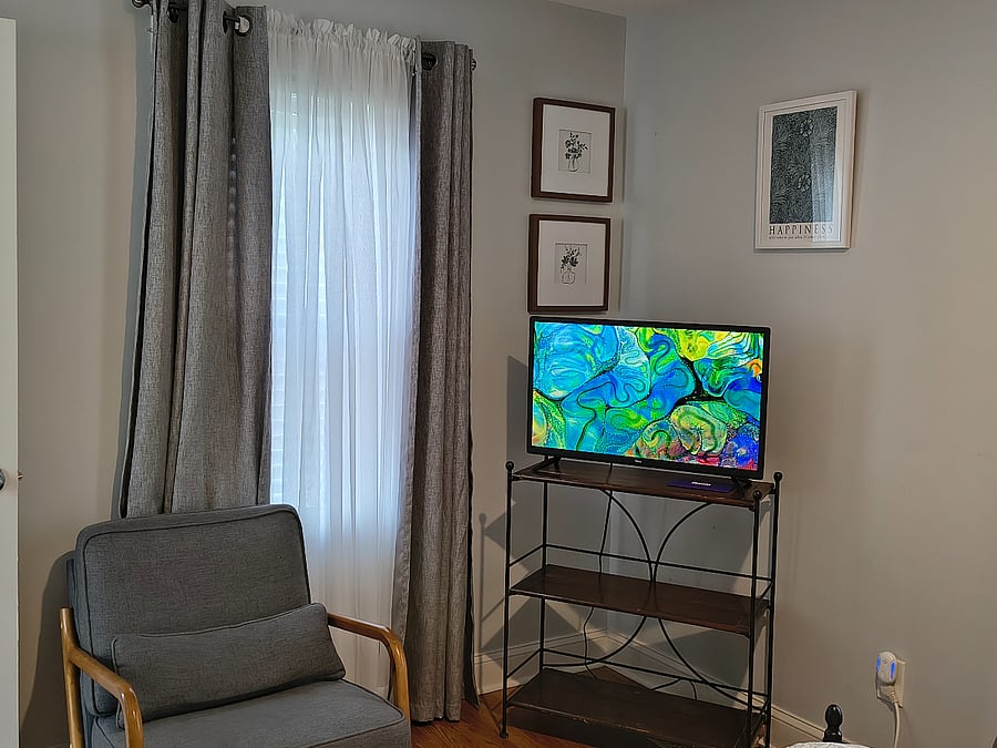 Second bedroom smart TV.