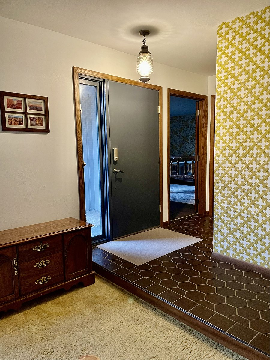 Covered entryway