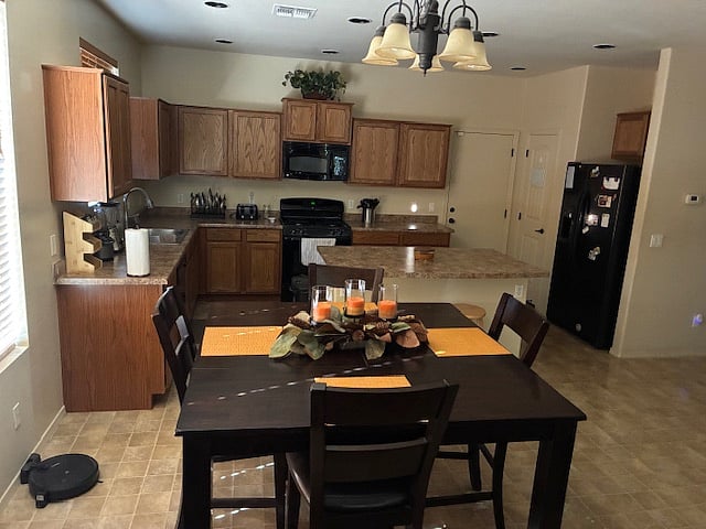 Kitchen & Dining Room