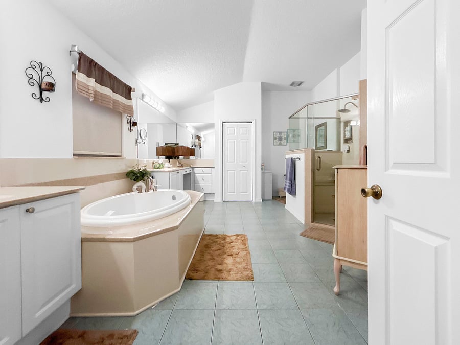 Bathroom Master Bedroom