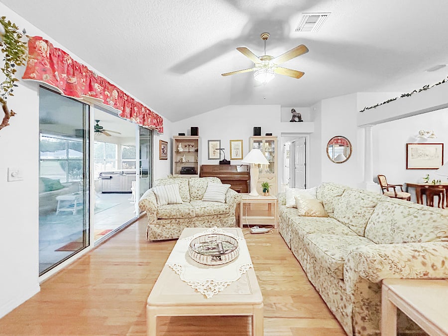 Living Room (with piano)
