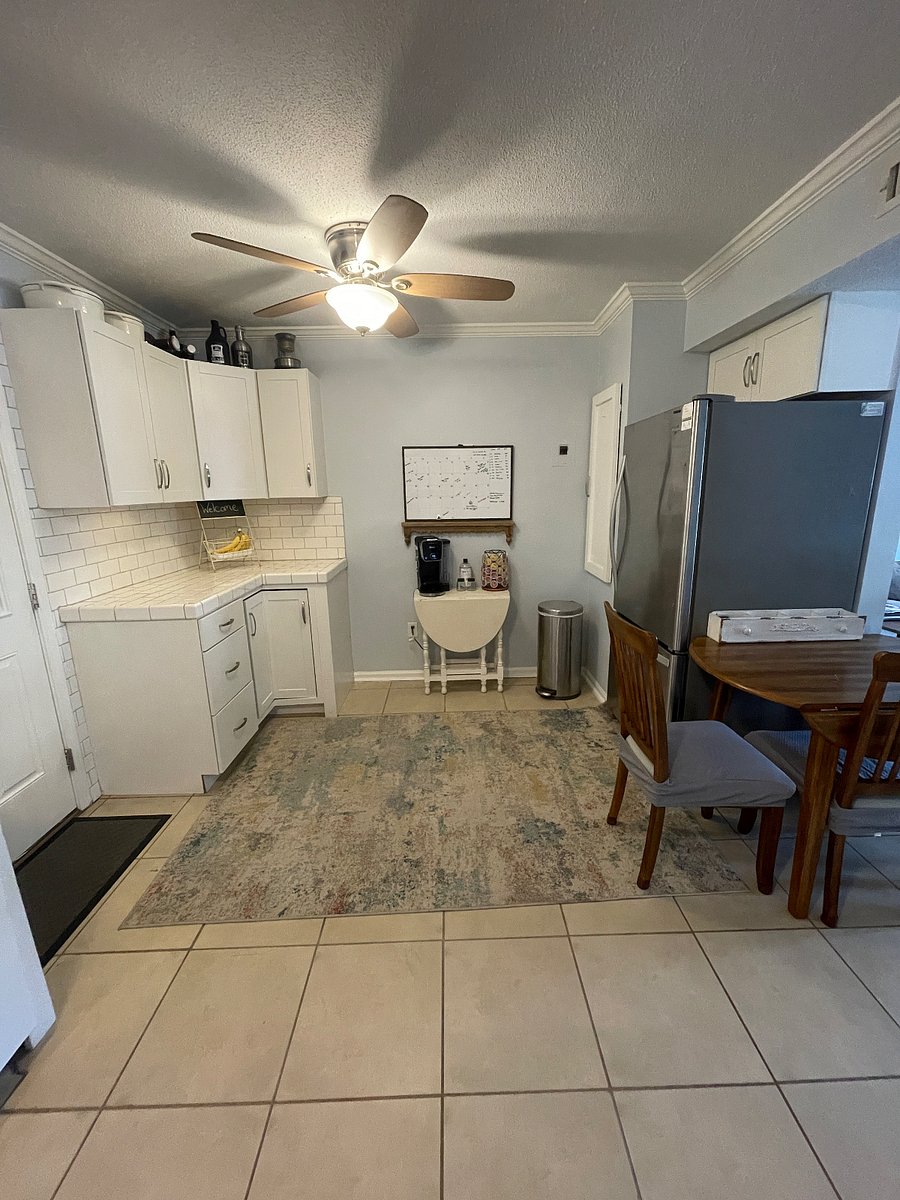 Full refrigerator, coffee bar and tons of storage.