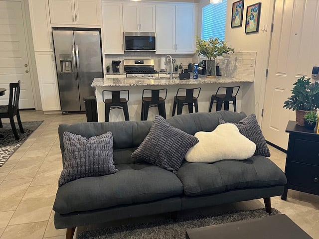 Furnished Finder property 913945_1 photo 25