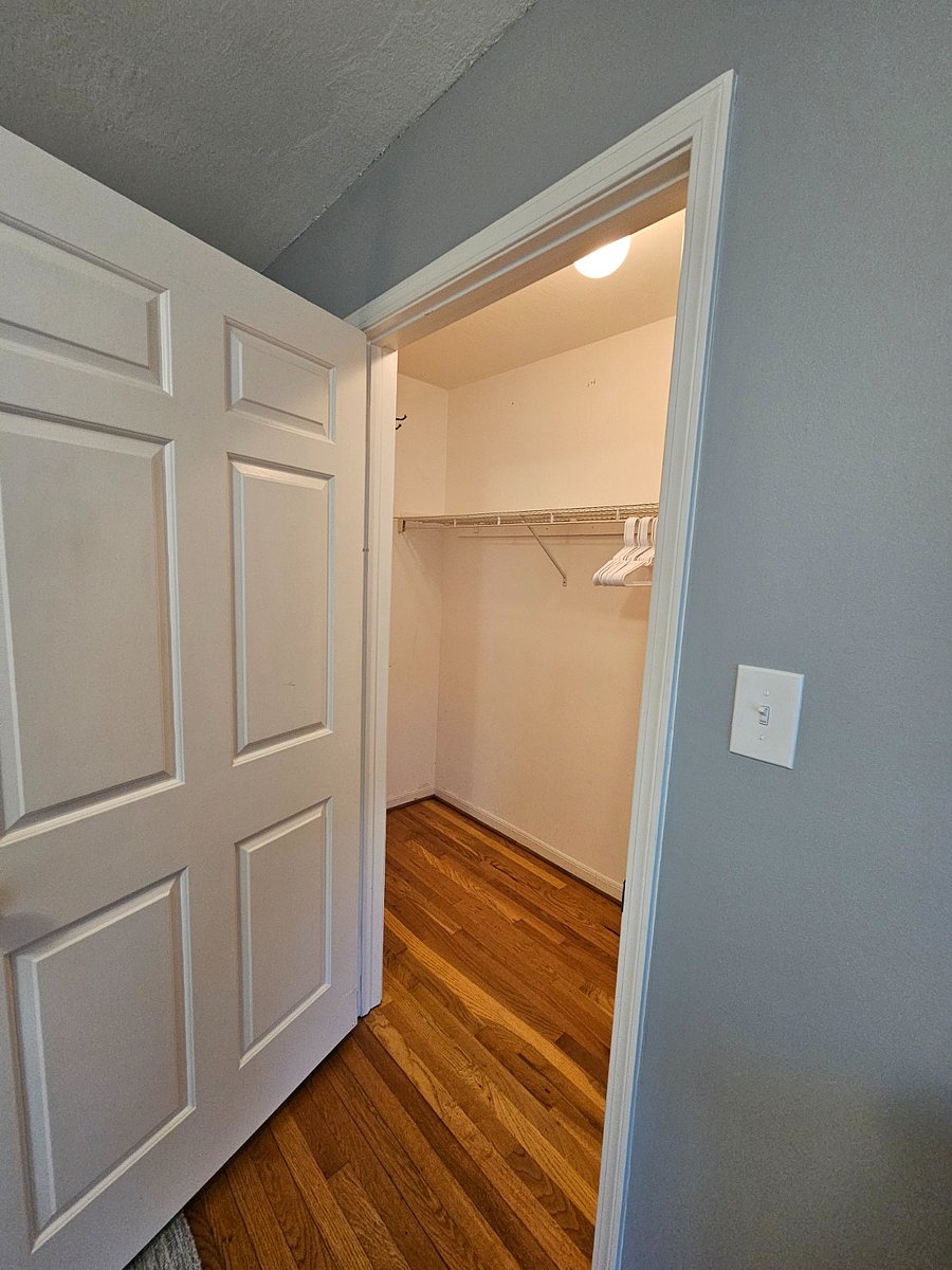 Walk in closet.