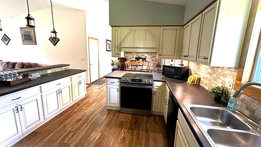 Furnished Finder property 914153_1 photo 24