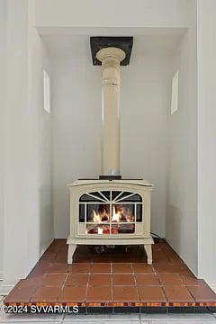 natural gas fireplace