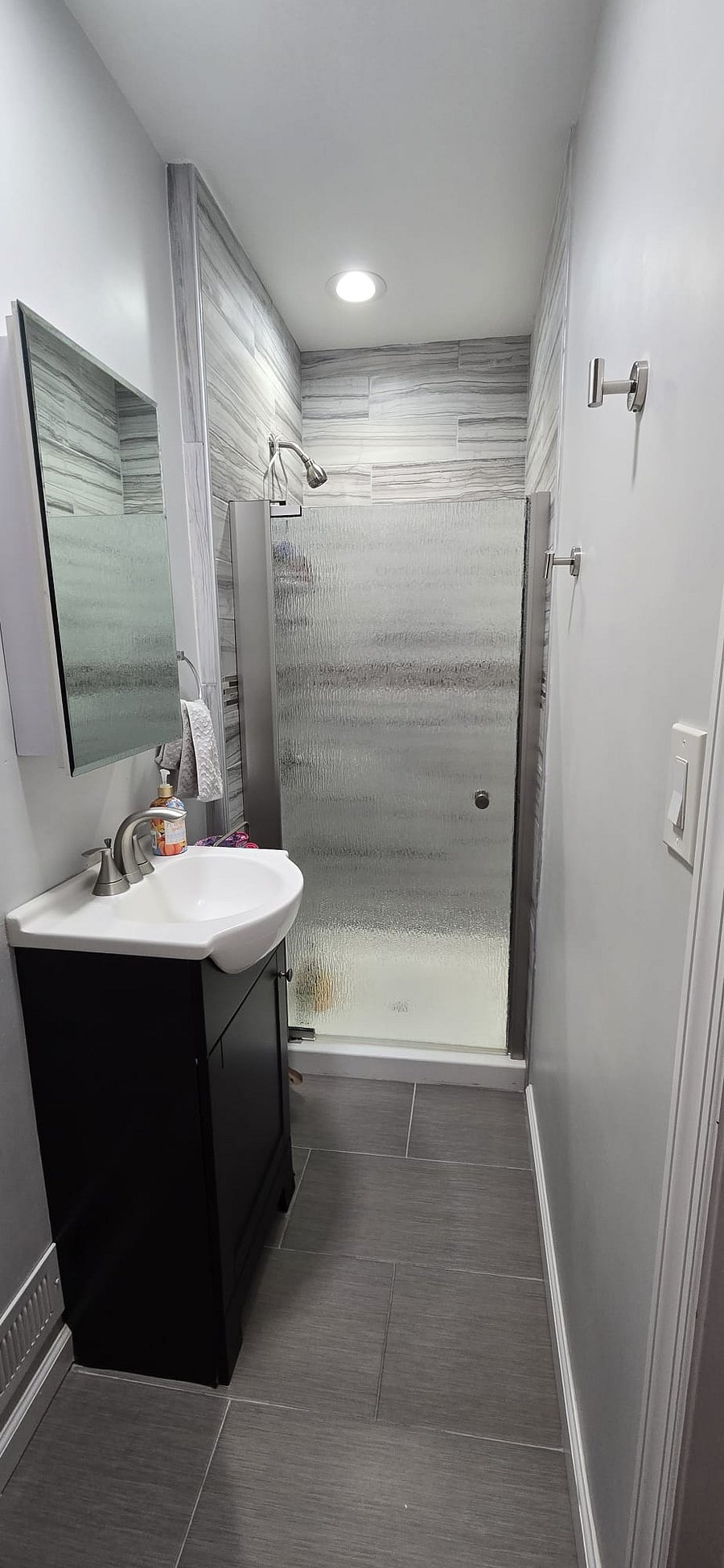 Full Bathroom inside Master bedroom