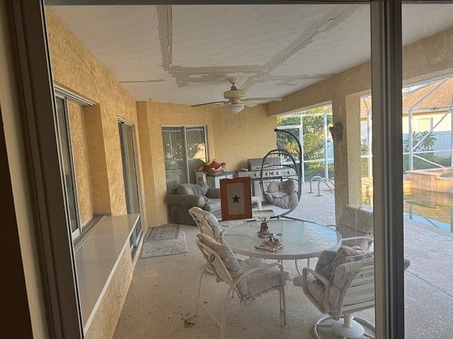 Screened Outdoor Space
