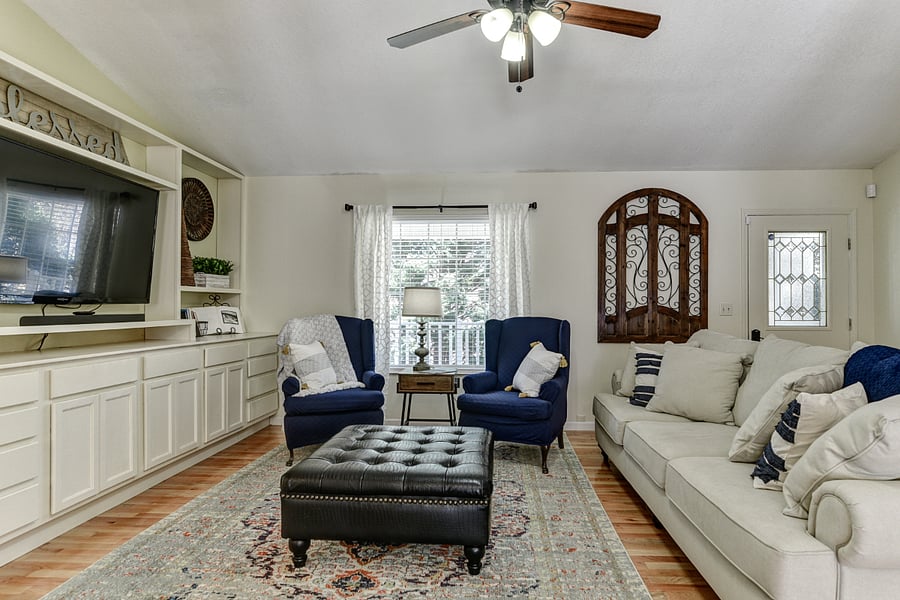 Living room 1