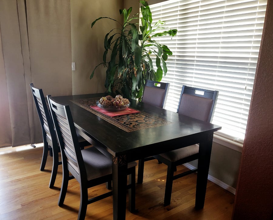 Dining Room - Main Floor