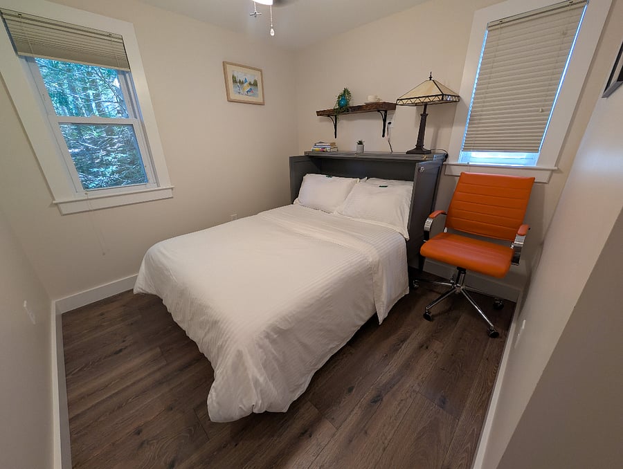 Second bedroom can be set up as a bedroom or an office with a desk.