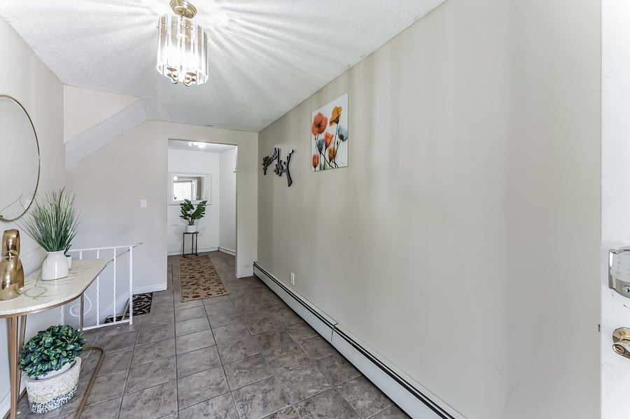 Entrance walk way
