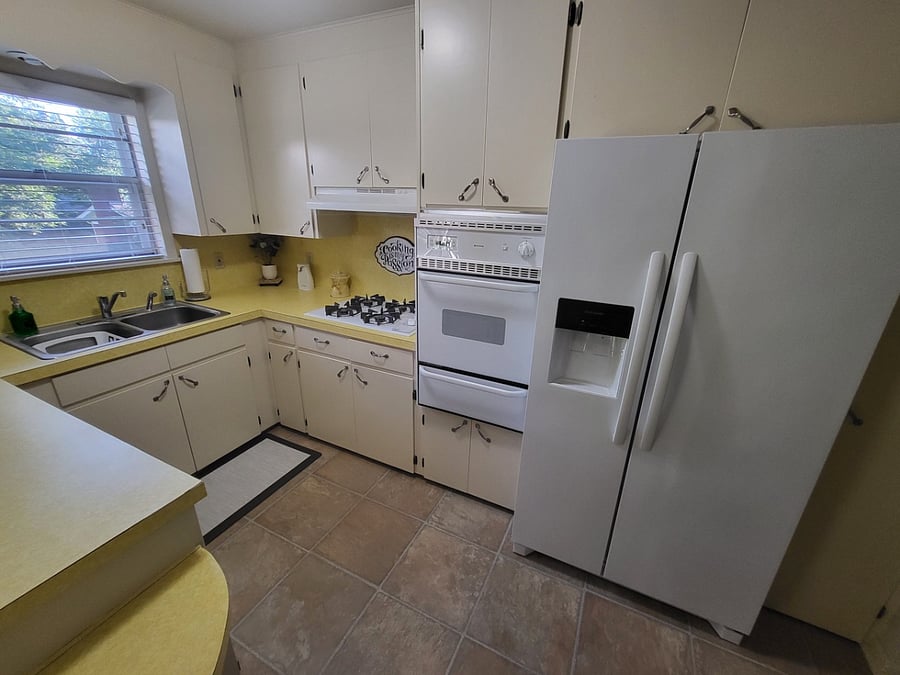 Fully stocked kitchen