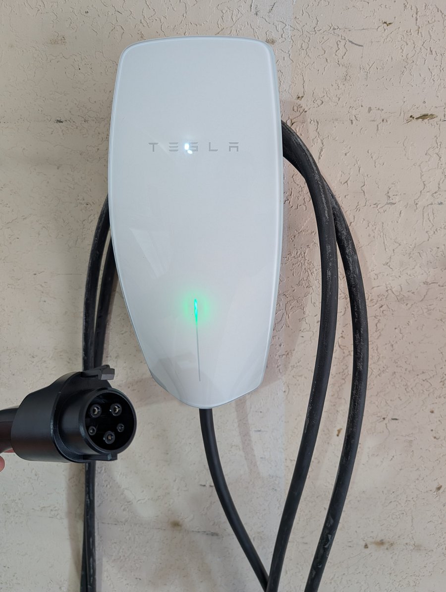 Adapter for non-Teslas 