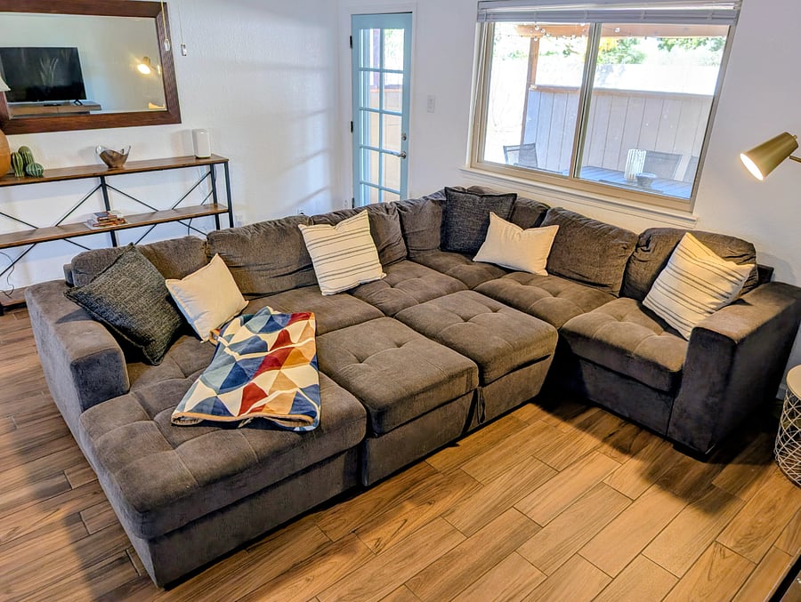 Couch pulls out for more leg support