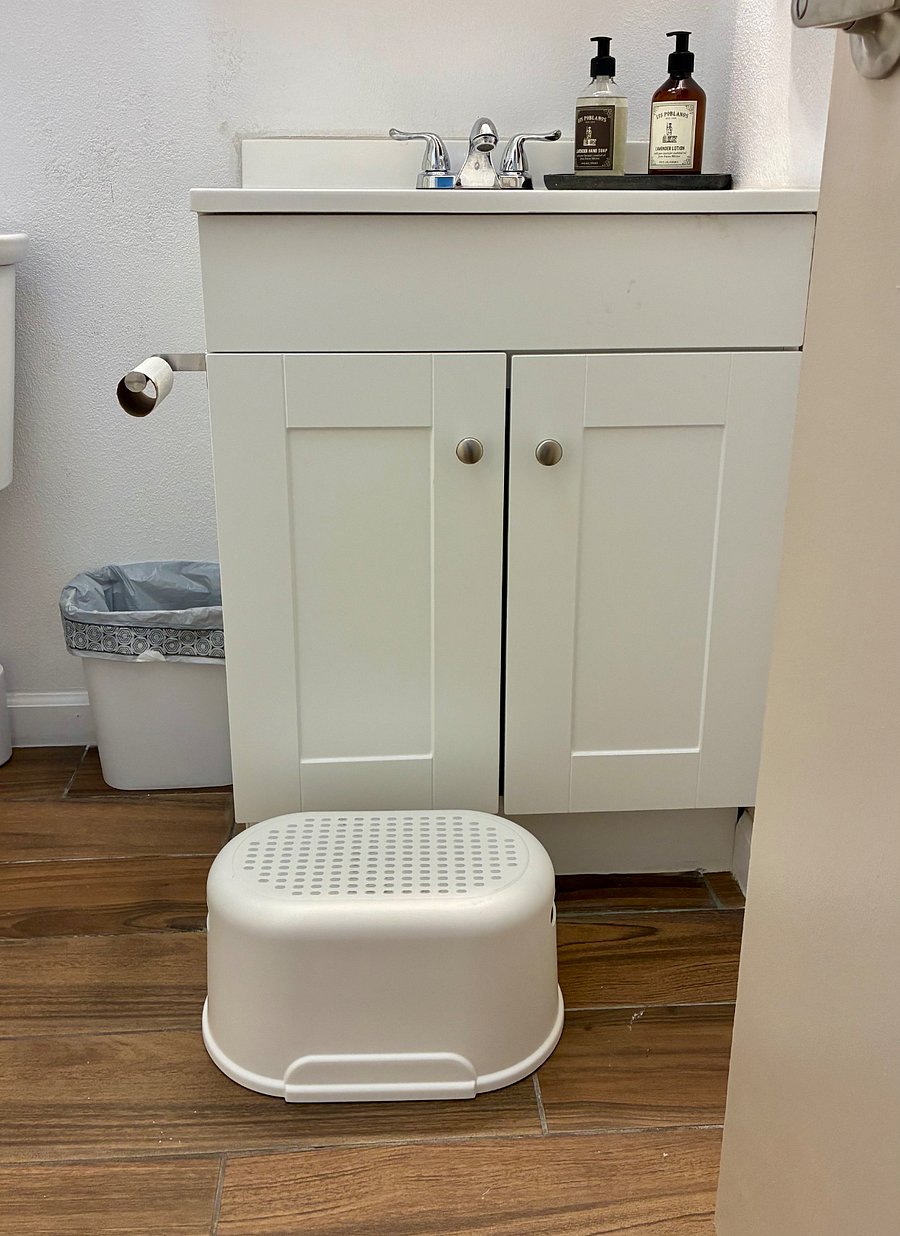 Optional step stool for kids