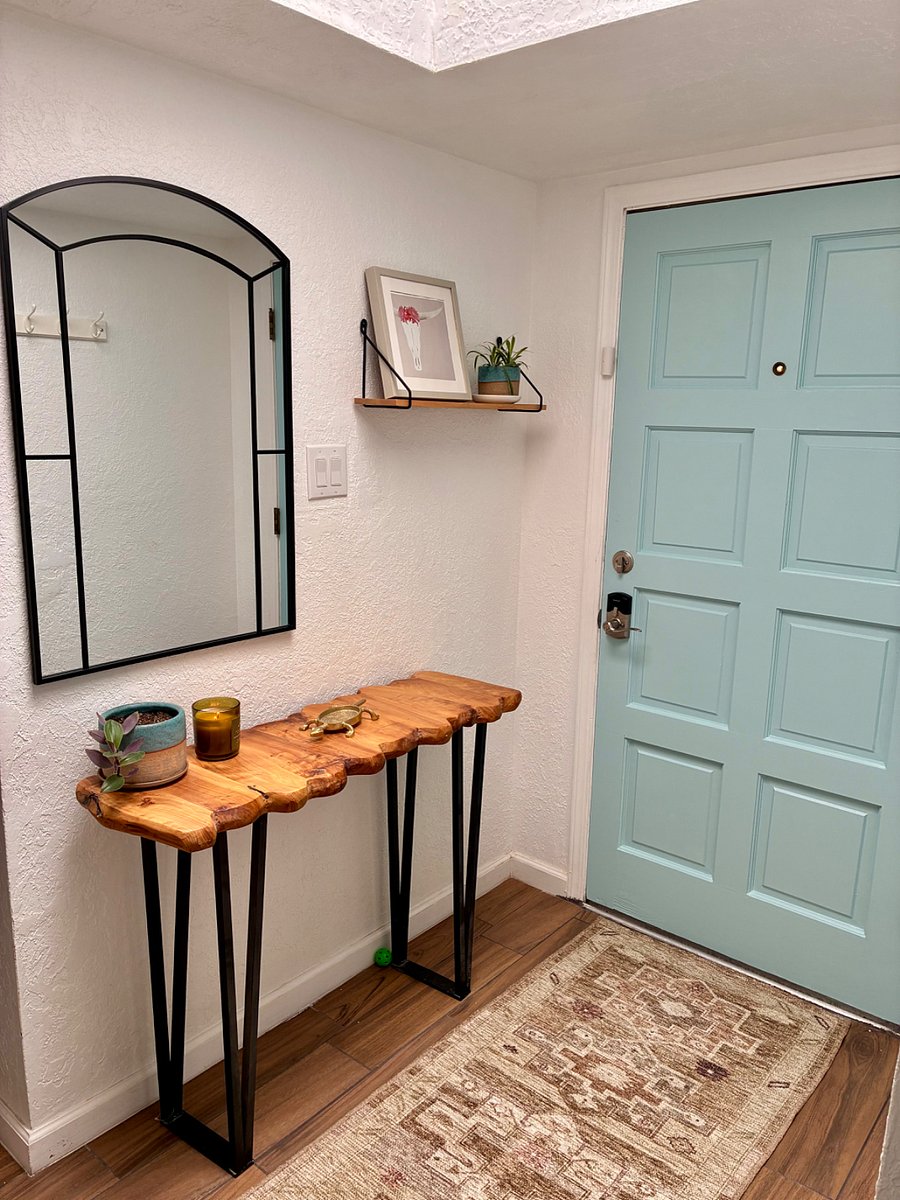 Front door entryway 