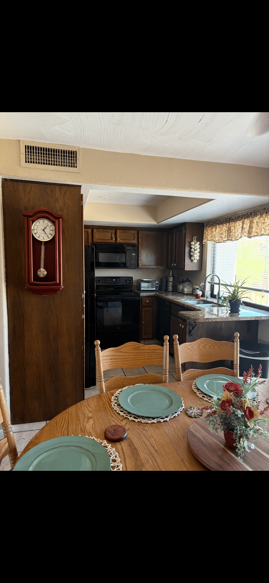 Furnished Finder property 915081_1 photo 4