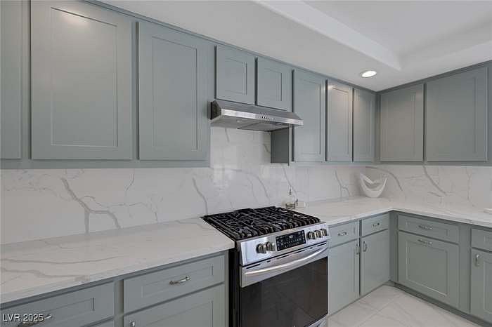 Furnished Finder property 915125_1 photo 3