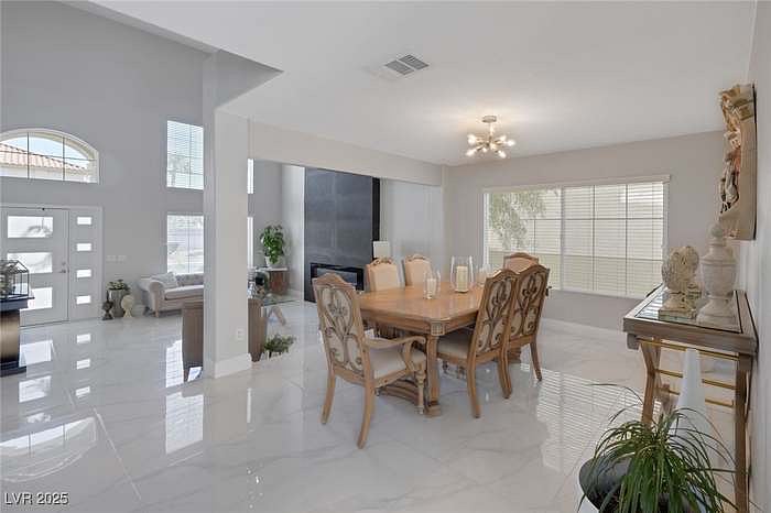 Furnished Finder property 915125_1 photo 5