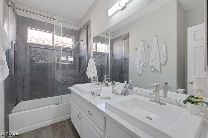 Furnished Finder property 915125_1 photo 6
