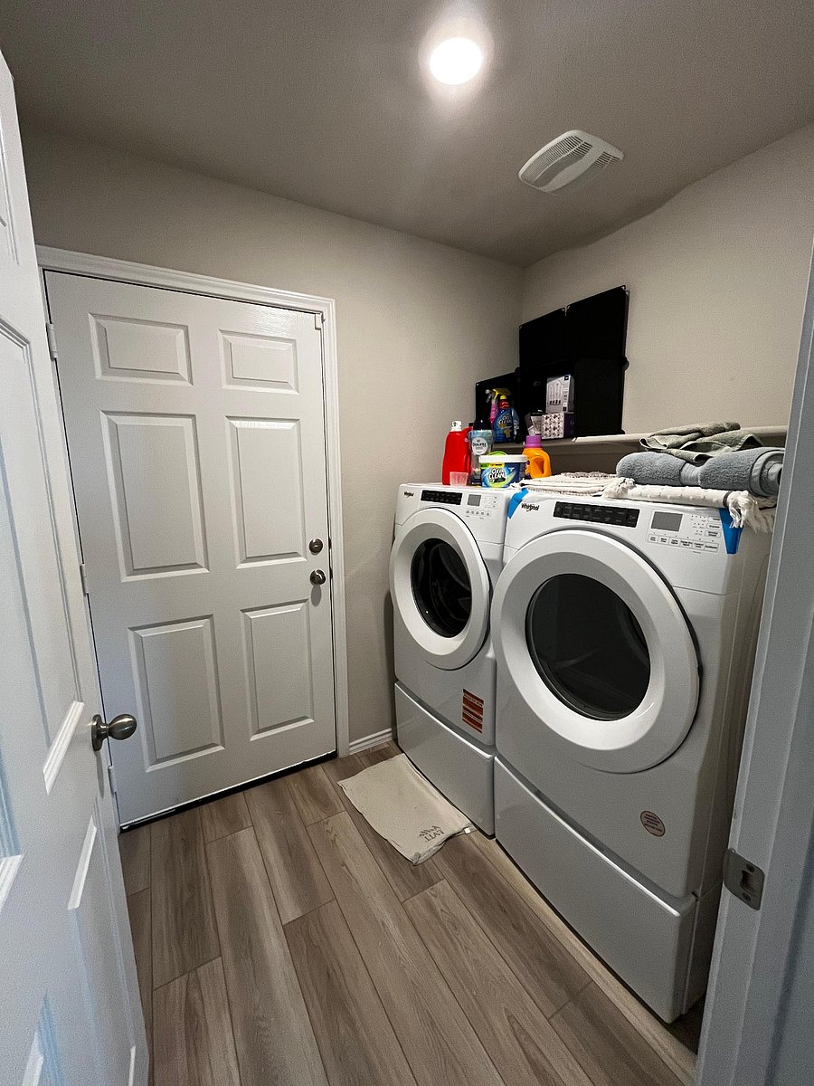 New washer and dryer available at house
