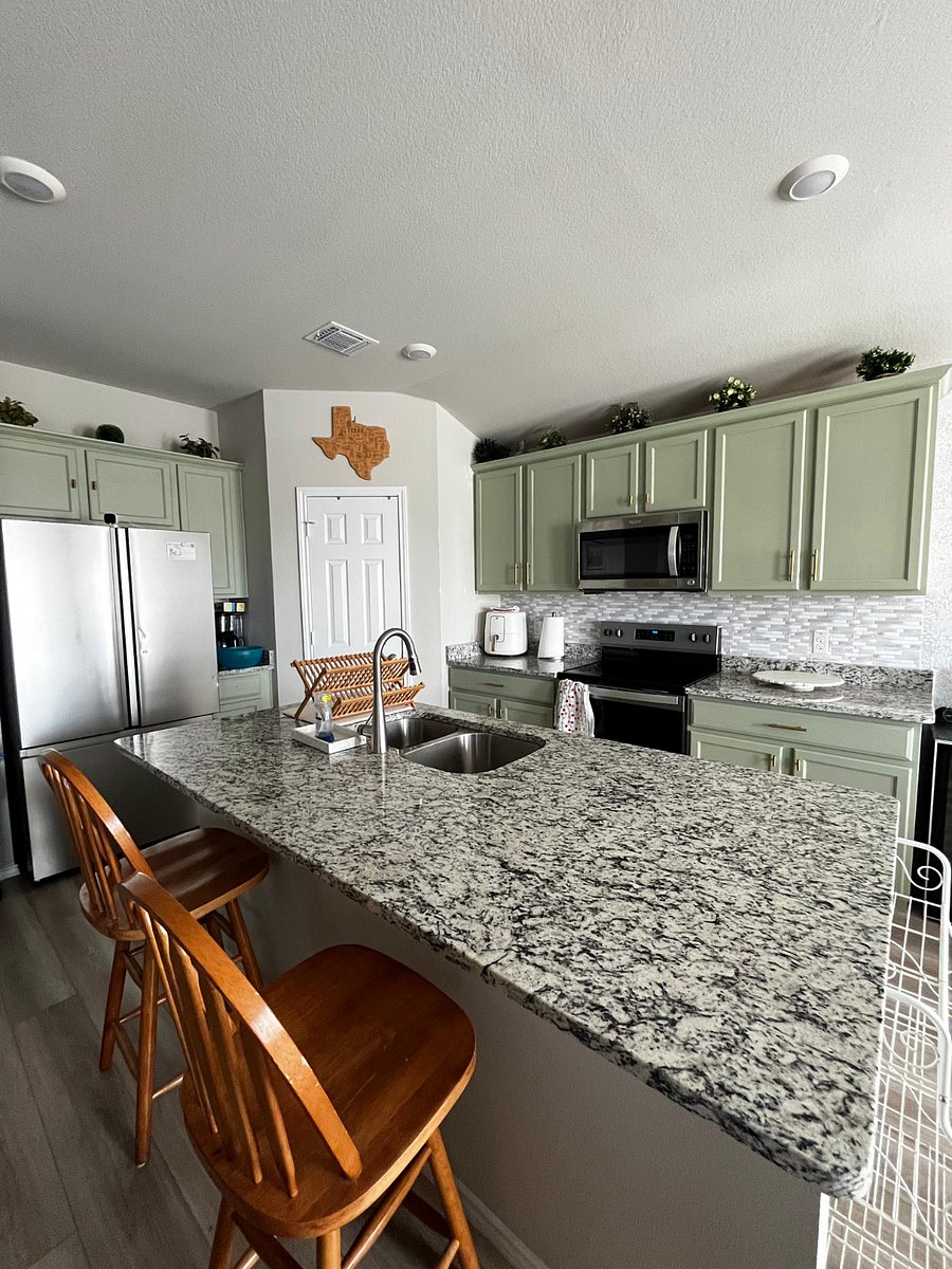 Furnished Finder property 915135_1 photo 8