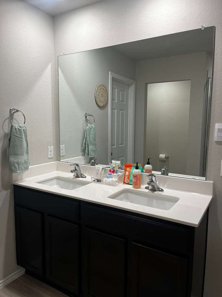 Double vanity in the master bath