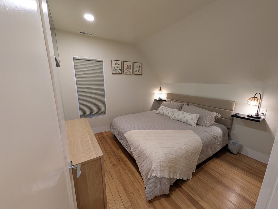 King bedroom