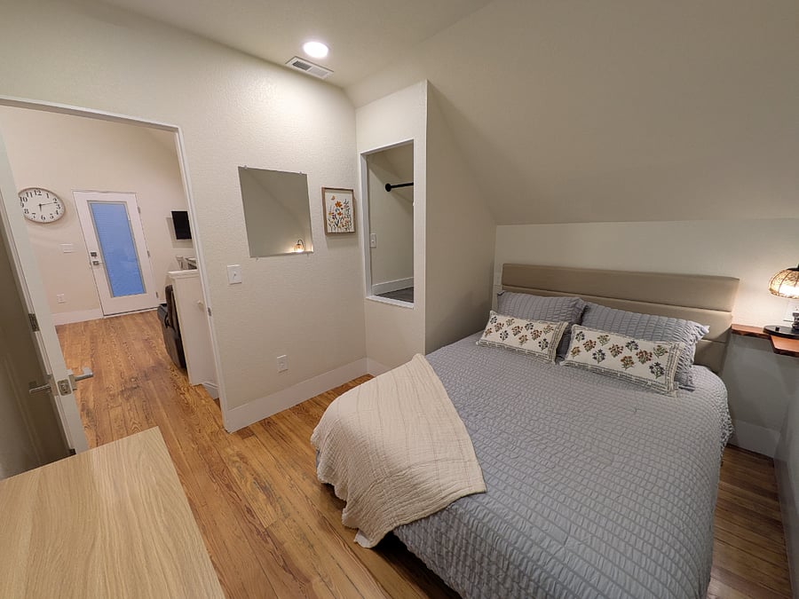Queen bedroom