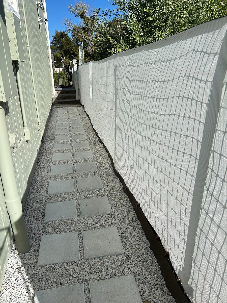 Full Hardscaped Side Walkway to Studio w Privacy Screen