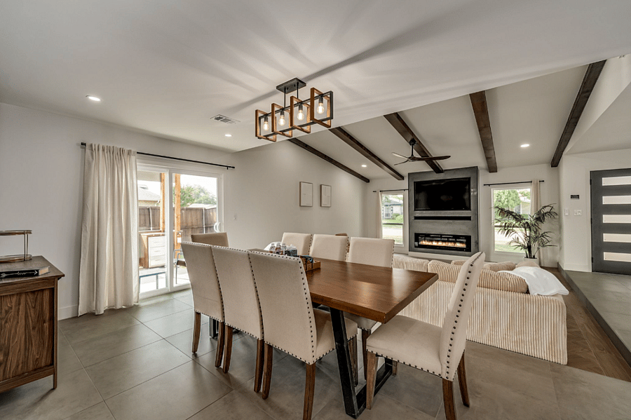 Large Dining Table right off the kitchen and living room seats 8 comfortably