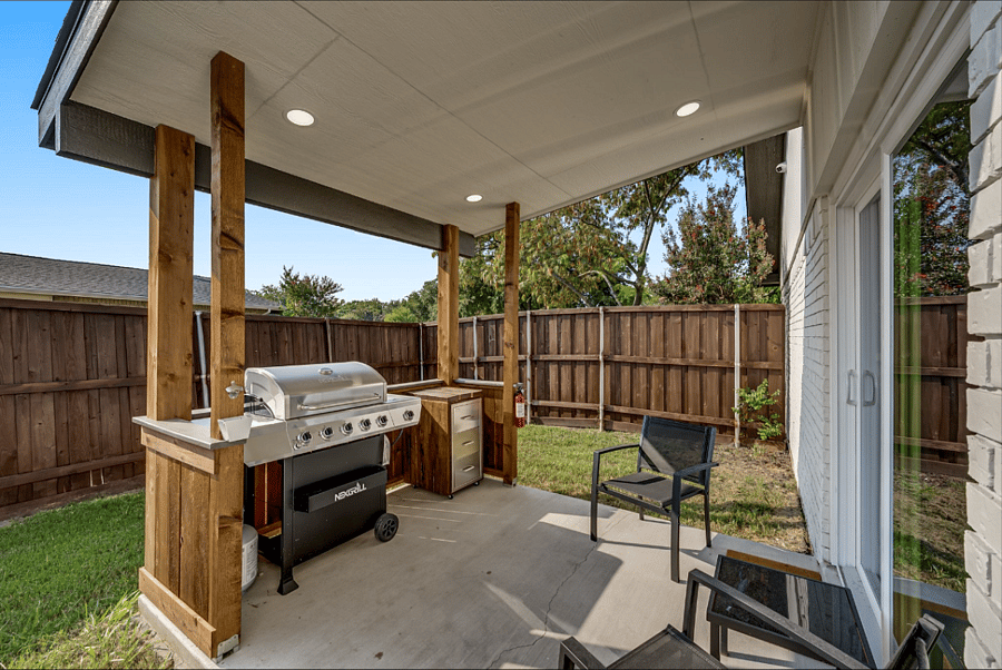 Brand new patio dedicated for the best BBQ's