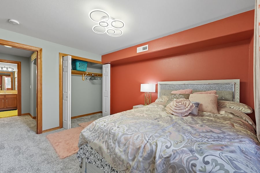 Furnished Finder property 915250_1 photo 29