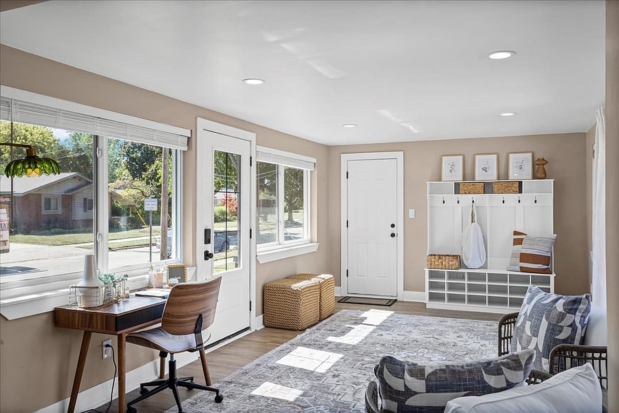 Gorgeous breezeway sunroom for additional living and working space.