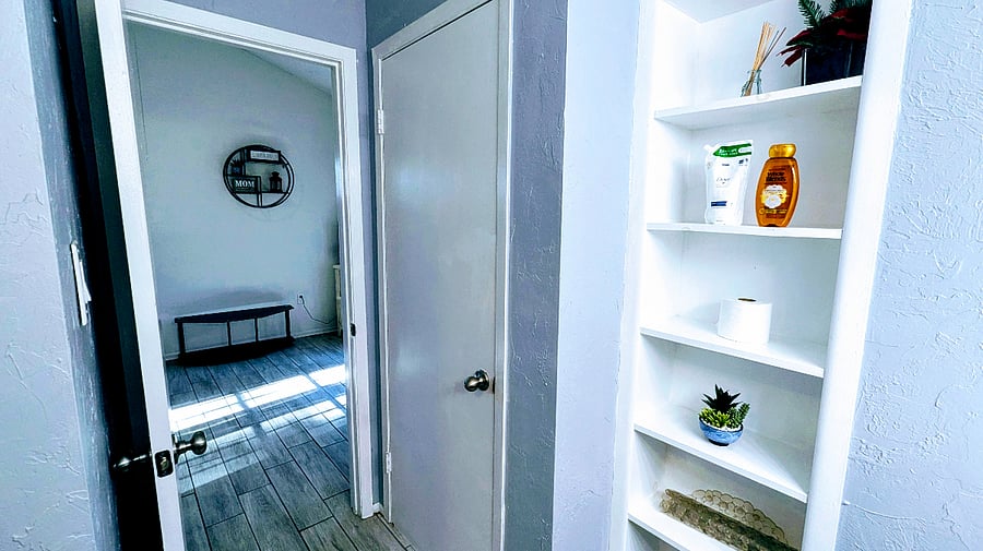 BTH # 1- Entry from BDRM # 1