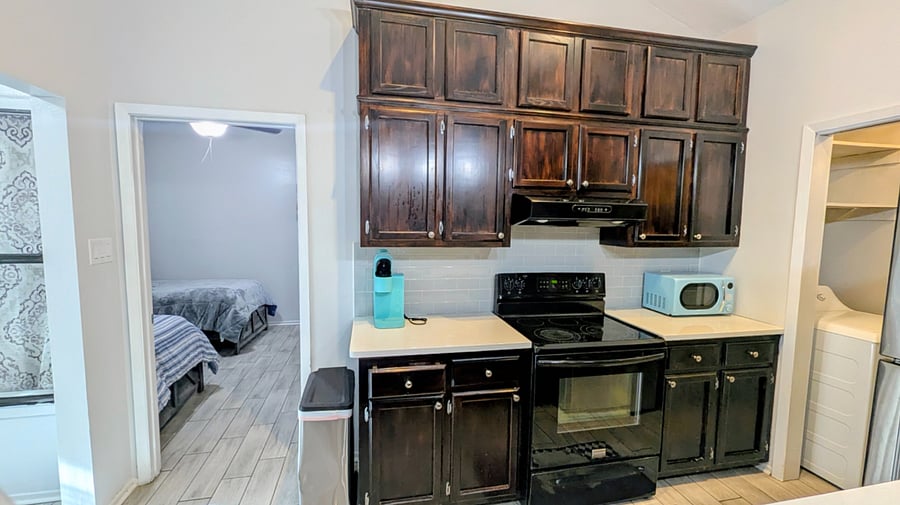 Kitchen-Range Wall