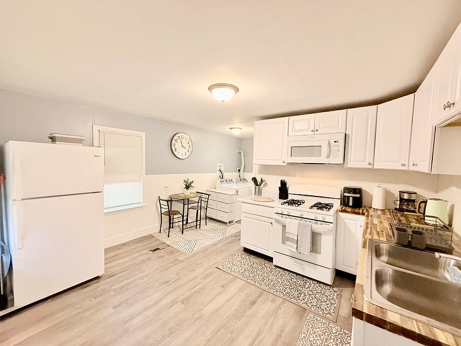 Furnished Finder property 915438_1 photo 13