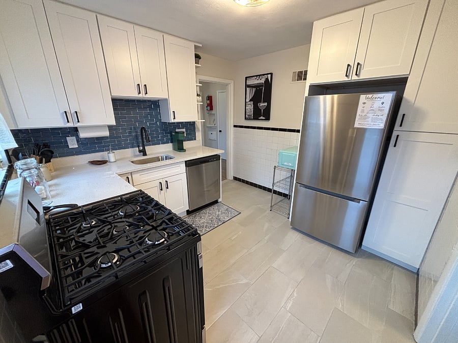 Fully stocked Kitchen